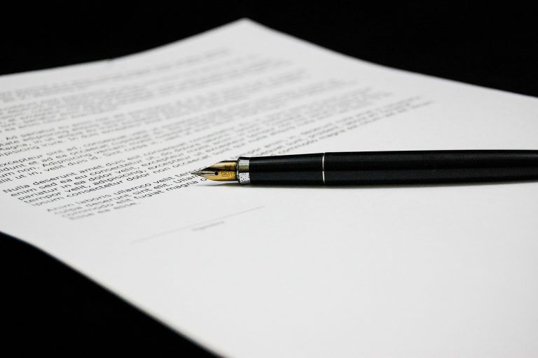 ¿Cómo hacer un contrato de compra venta?