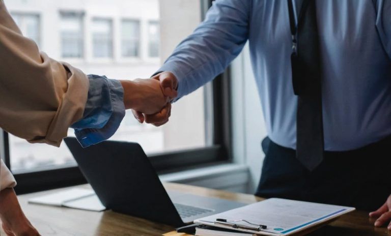 ¿Cómo negociar un buen contrato?